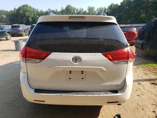 Photo 5 VIN: 5TDKK3DC2DS356557 - TOYOTA SIENNA LE 