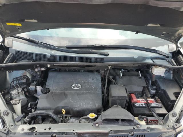 Photo 11 VIN: 5TDKK3DC2DS358650 - TOYOTA SIENNA LE 