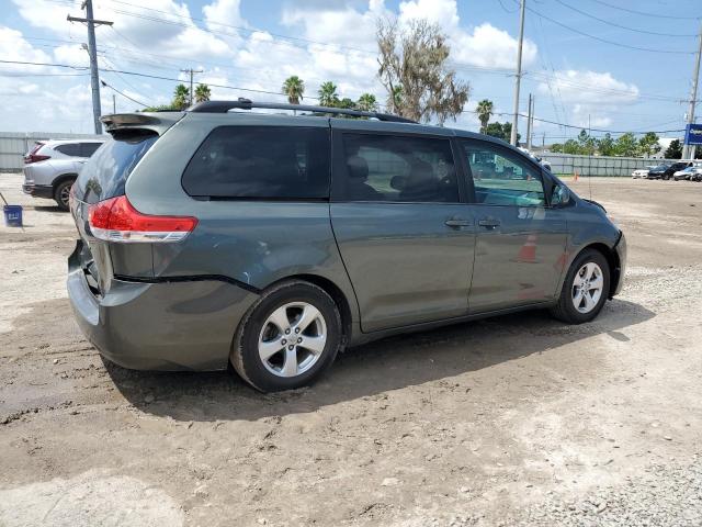 Photo 2 VIN: 5TDKK3DC2DS358650 - TOYOTA SIENNA LE 