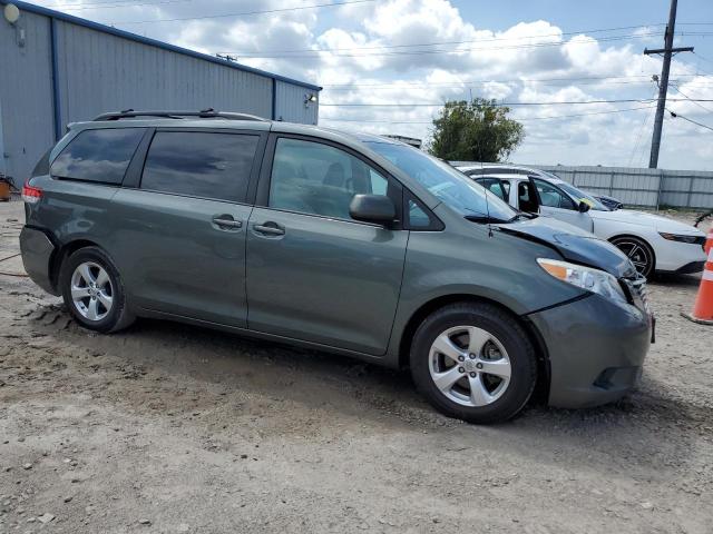 Photo 3 VIN: 5TDKK3DC2DS358650 - TOYOTA SIENNA LE 