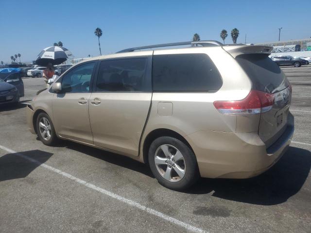 Photo 1 VIN: 5TDKK3DC2DS391597 - TOYOTA SIENNA LE 