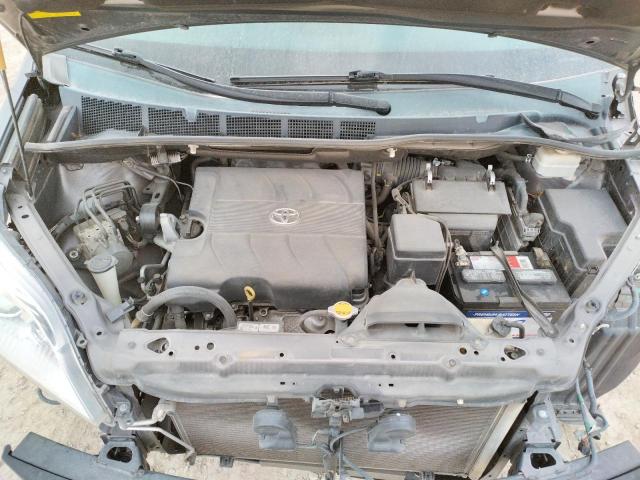 Photo 6 VIN: 5TDKK3DC2DS392894 - TOYOTA SIENNA LE 