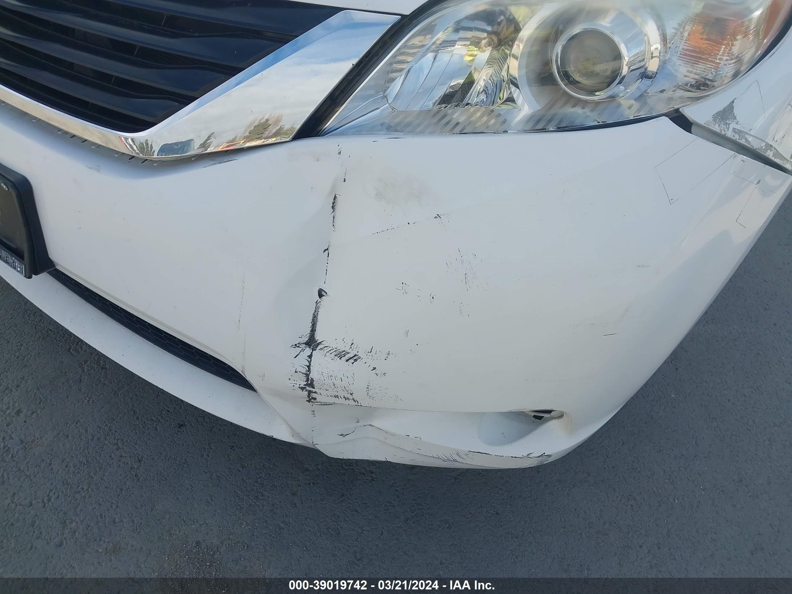 Photo 5 VIN: 5TDKK3DC2ES414006 - TOYOTA SIENNA 