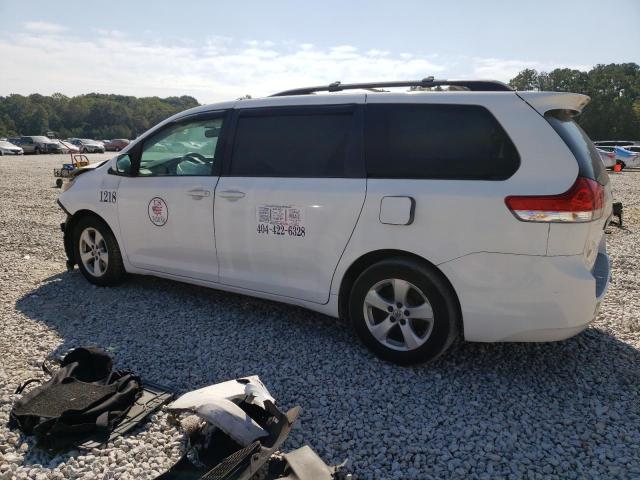 Photo 1 VIN: 5TDKK3DC2ES416452 - TOYOTA SIENNA LE 