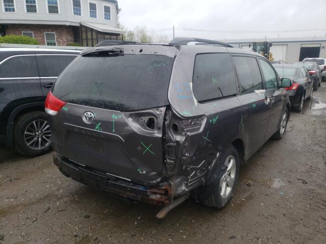 Photo 3 VIN: 5TDKK3DC2ES417410 - TOYOTA SIENNA LE 