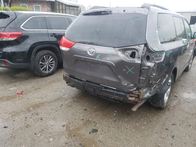 Photo 8 VIN: 5TDKK3DC2ES417410 - TOYOTA SIENNA LE 