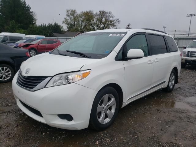 Photo 1 VIN: 5TDKK3DC2ES419884 - TOYOTA SIENNA LE 