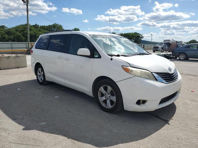 Photo 3 VIN: 5TDKK3DC2ES424616 - TOYOTA SIENNA LE 