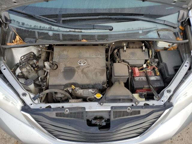 Photo 11 VIN: 5TDKK3DC2ES458121 - TOYOTA SIENNA LE 