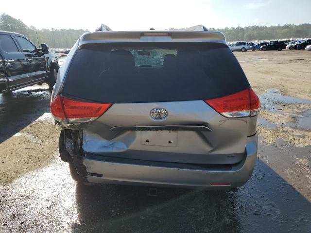 Photo 5 VIN: 5TDKK3DC2ES458121 - TOYOTA SIENNA LE 