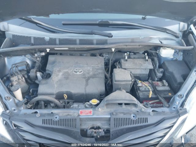 Photo 9 VIN: 5TDKK3DC2ES460970 - TOYOTA SIENNA 