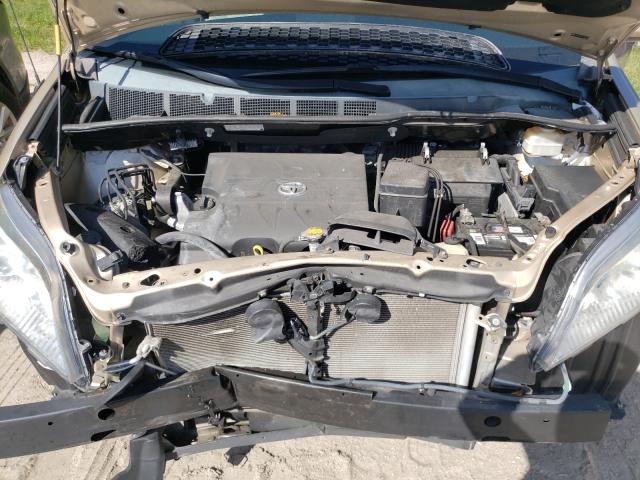 Photo 6 VIN: 5TDKK3DC2ES493290 - TOYOTA SIENNA LE 