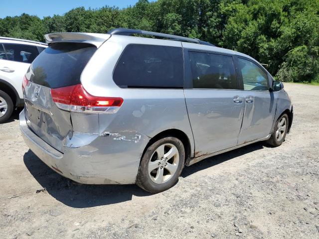 Photo 2 VIN: 5TDKK3DC2ES513294 - TOYOTA SIENNA LE 