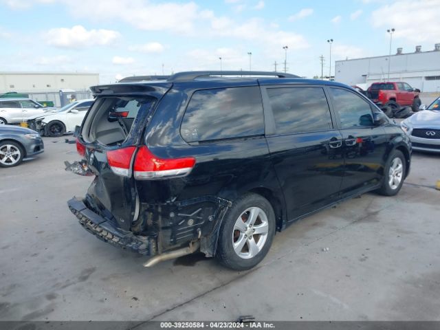 Photo 3 VIN: 5TDKK3DC2ES518740 - TOYOTA SIENNA 