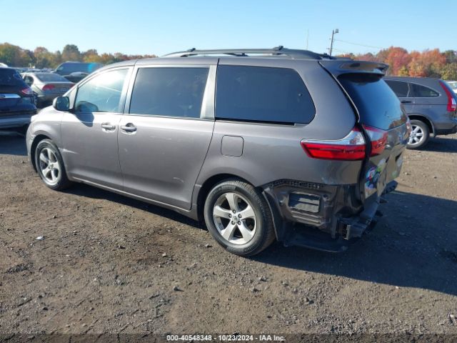 Photo 2 VIN: 5TDKK3DC2FS527486 - TOYOTA SIENNA 