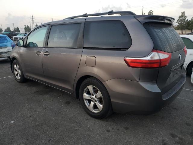 Photo 1 VIN: 5TDKK3DC2FS534440 - TOYOTA SIENNA LE 