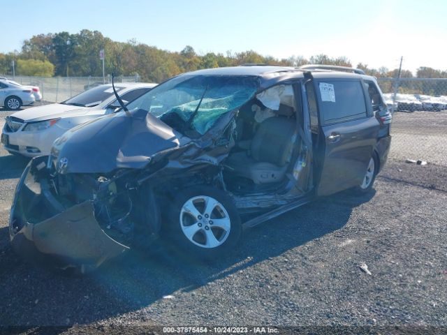 Photo 1 VIN: 5TDKK3DC2FS558351 - TOYOTA SIENNA 