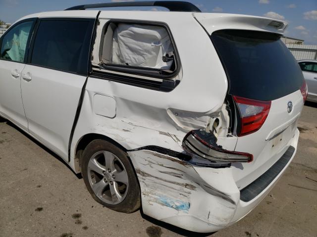 Photo 8 VIN: 5TDKK3DC2FS576316 - TOYOTA SIENNA LE 