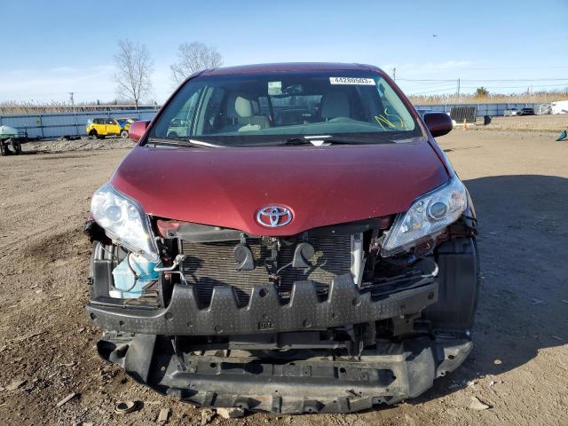 Photo 4 VIN: 5TDKK3DC2FS587963 - TOYOTA SIENNA LE 