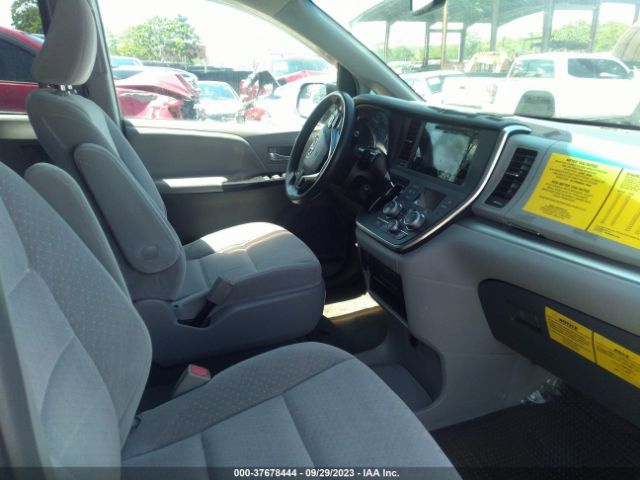 Photo 4 VIN: 5TDKK3DC2FS594833 - TOYOTA SIENNA 