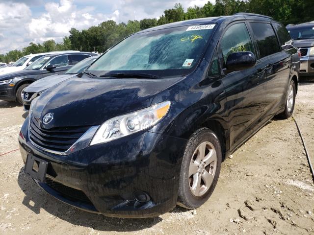 Photo 1 VIN: 5TDKK3DC2FS621612 - TOYOTA SIENNA LE 