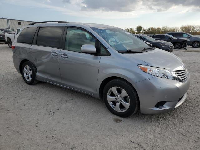 Photo 3 VIN: 5TDKK3DC2FS622095 - TOYOTA SIENNA LE 