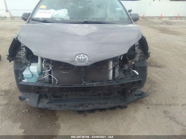 Photo 5 VIN: 5TDKK3DC2FS647451 - TOYOTA SIENNA 