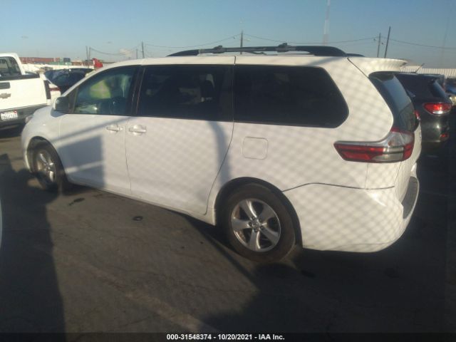 Photo 2 VIN: 5TDKK3DC2FS651919 - TOYOTA SIENNA 