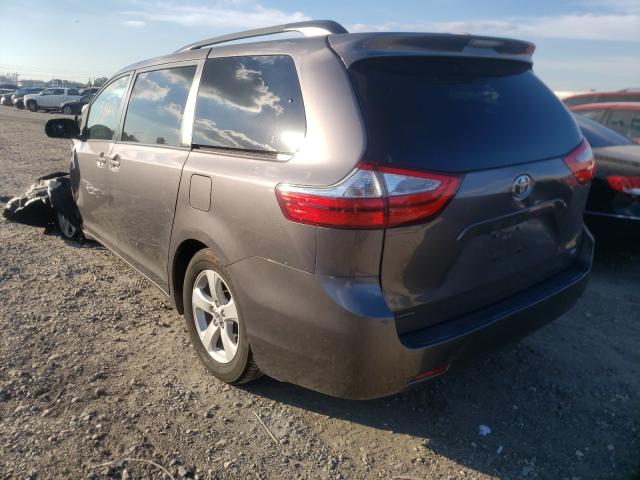 Photo 2 VIN: 5TDKK3DC2FS664170 - TOYOTA SIENNA LE 