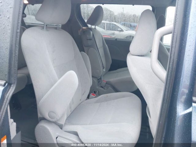 Photo 7 VIN: 5TDKK3DC2GS724661 - TOYOTA SIENNA 