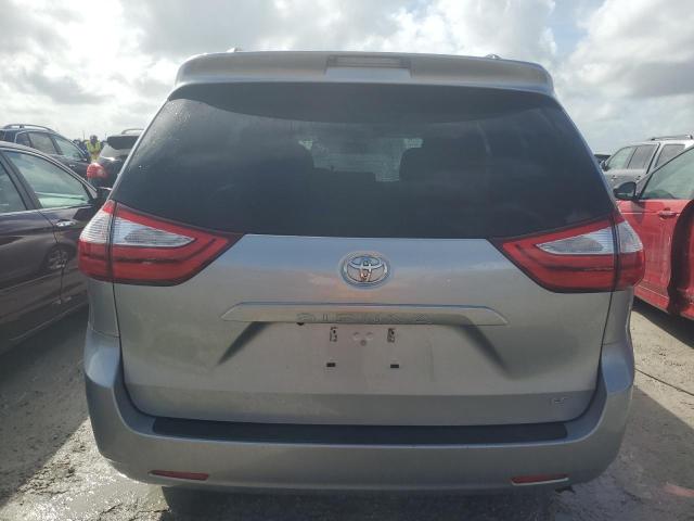 Photo 5 VIN: 5TDKK3DC2GS731853 - TOYOTA SIENNA LE 