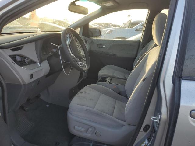 Photo 6 VIN: 5TDKK3DC2GS731853 - TOYOTA SIENNA LE 