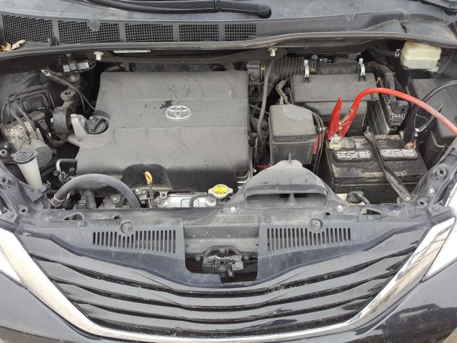 Photo 6 VIN: 5TDKK3DC2GS732162 - TOYOTA SIENNA LE 