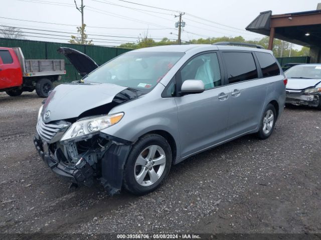 Photo 1 VIN: 5TDKK3DC2GS752881 - TOYOTA SIENNA 