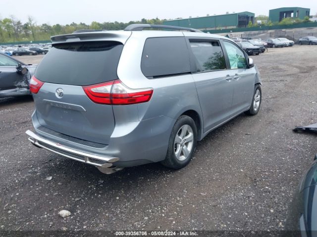 Photo 3 VIN: 5TDKK3DC2GS752881 - TOYOTA SIENNA 