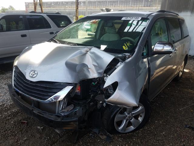 Photo 1 VIN: 5TDKK3DC3BS005153 - TOYOTA SIENNA LE 