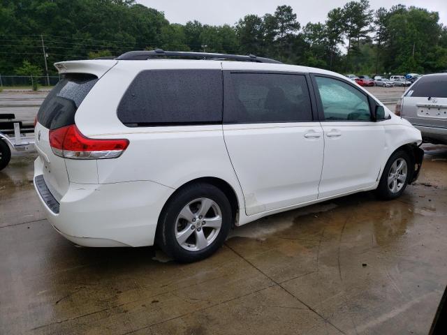 Photo 2 VIN: 5TDKK3DC3BS009395 - TOYOTA SIENNA LE 