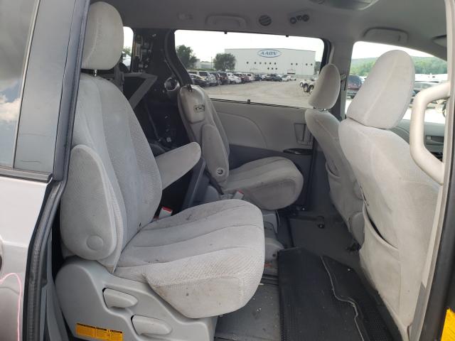 Photo 5 VIN: 5TDKK3DC3BS015343 - TOYOTA SIENNA LE 