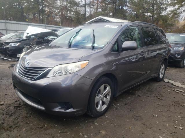 Photo 1 VIN: 5TDKK3DC3BS016749 - TOYOTA SIENNA LE 