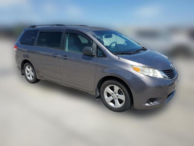 Photo 3 VIN: 5TDKK3DC3BS018792 - TOYOTA SIENNA LE 