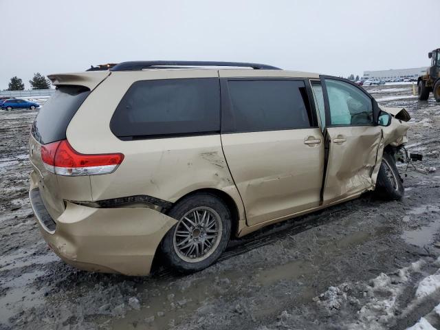 Photo 2 VIN: 5TDKK3DC3BS026441 - TOYOTA SIENNA LE 