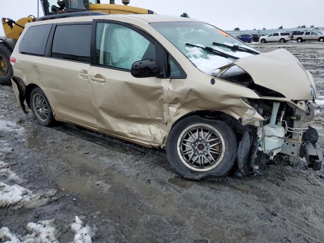 Photo 3 VIN: 5TDKK3DC3BS026441 - TOYOTA SIENNA LE 