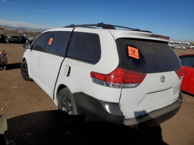 Photo 1 VIN: 5TDKK3DC3BS026892 - TOYOTA SIENNA LE 