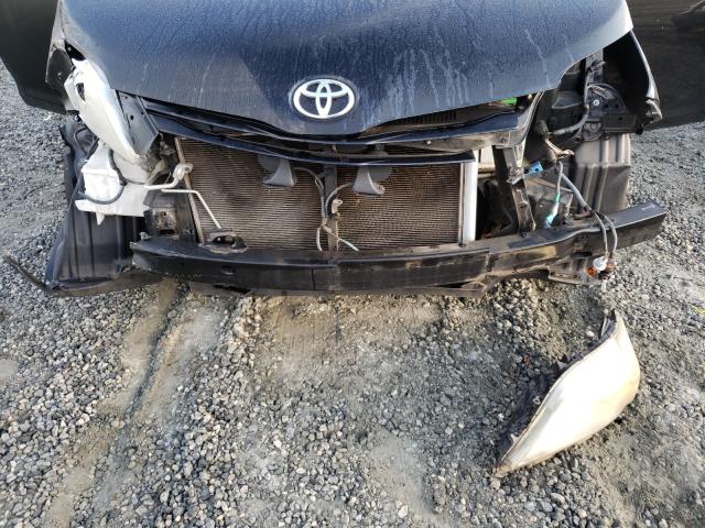 Photo 8 VIN: 5TDKK3DC3BS044700 - TOYOTA SIENNA LE 