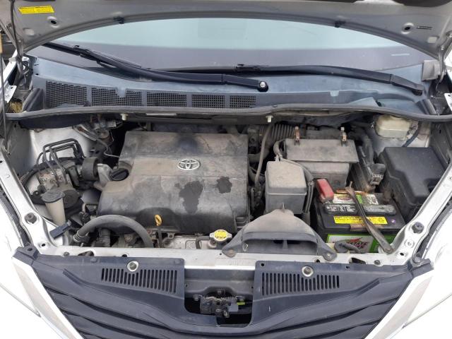 Photo 11 VIN: 5TDKK3DC3BS052408 - TOYOTA SIENNA LE 