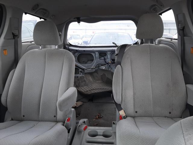 Photo 9 VIN: 5TDKK3DC3BS052408 - TOYOTA SIENNA LE 