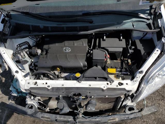 Photo 11 VIN: 5TDKK3DC3BS077664 - TOYOTA SIENNA LE 