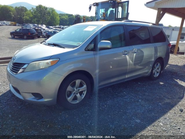 Photo 1 VIN: 5TDKK3DC3BS079673 - TOYOTA SIENNA 