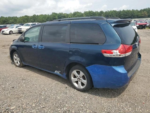 Photo 1 VIN: 5TDKK3DC3BS102790 - TOYOTA SIENNA LE 