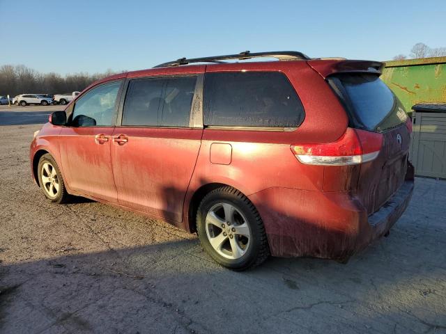 Photo 1 VIN: 5TDKK3DC3BS105463 - TOYOTA SIENNA LE 